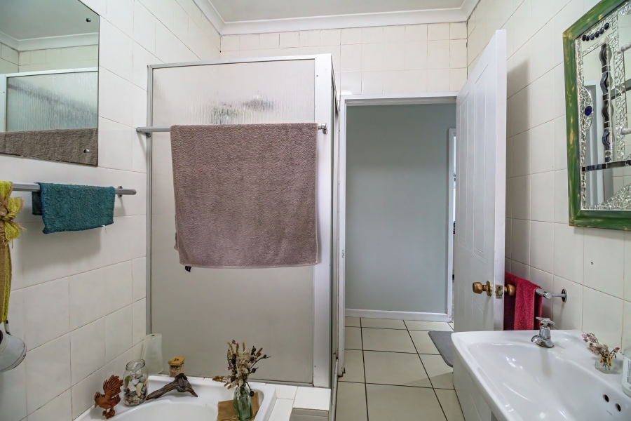 4 Bedroom Property for Sale in Bramhope Eastern Cape